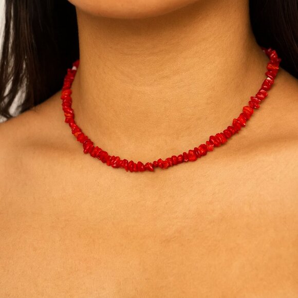 Red Coral Artificial Crystal Gravel Beaded Necklace ✨ - Picture 1 of 3